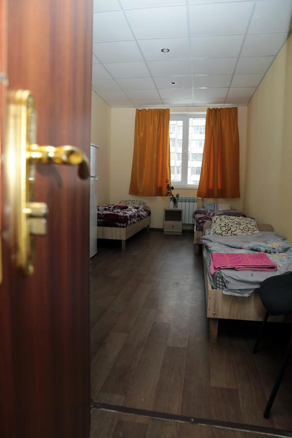 Hostel Raduga Киев Экстерьер фото