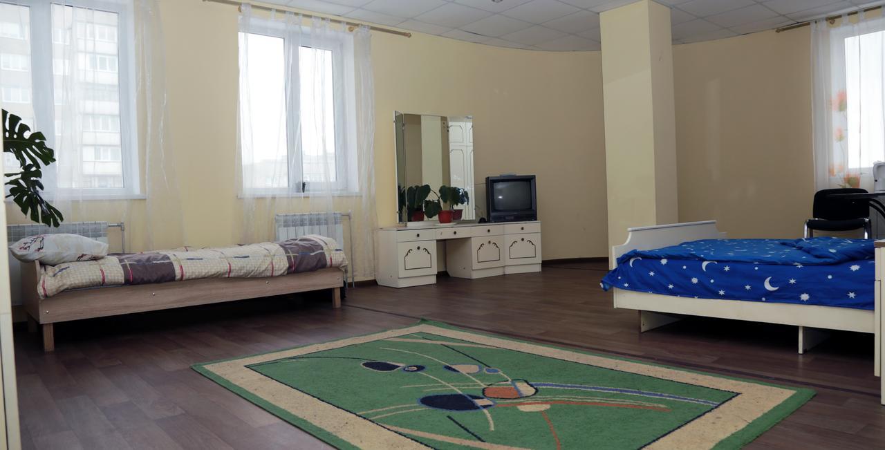 Hostel Raduga Киев Экстерьер фото