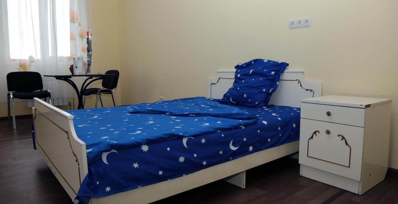 Hostel Raduga Киев Экстерьер фото